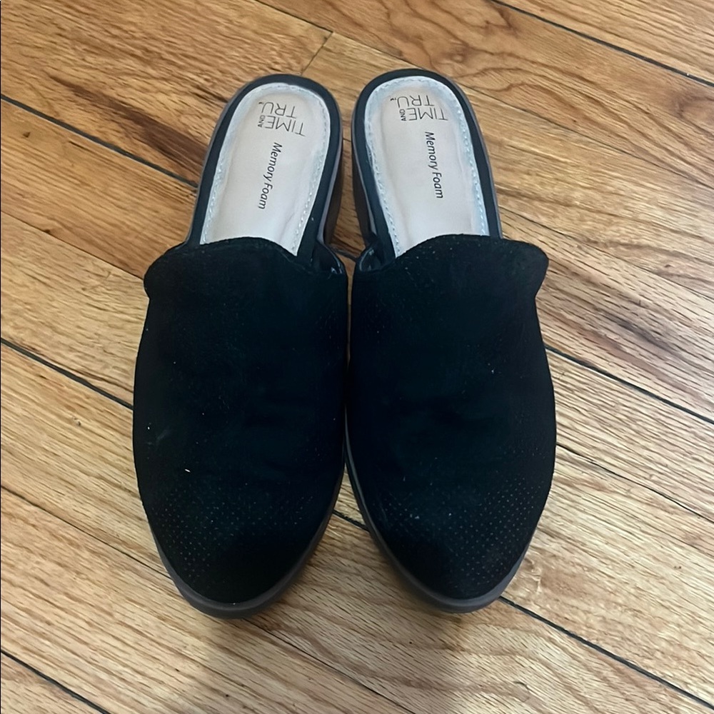 Time and Tru Women's Black Mules